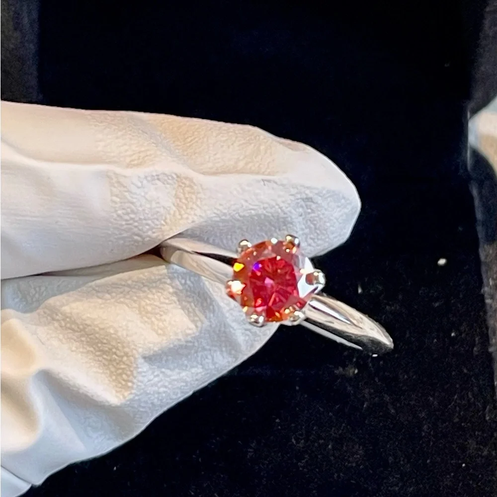 Solid sterling silver 925 1CT Moissanite ring